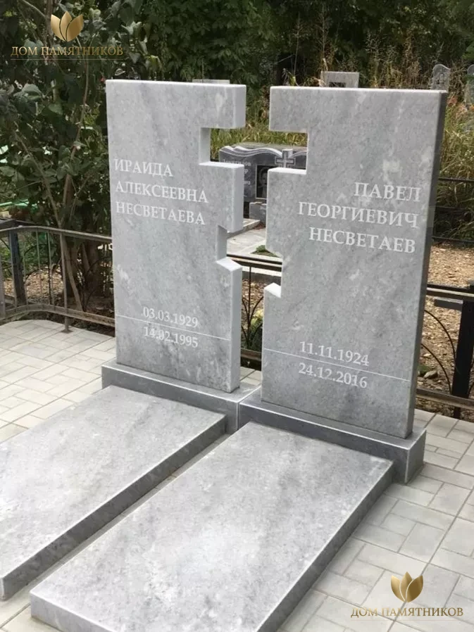 Памятник из мрамора семейный Воздушный крест